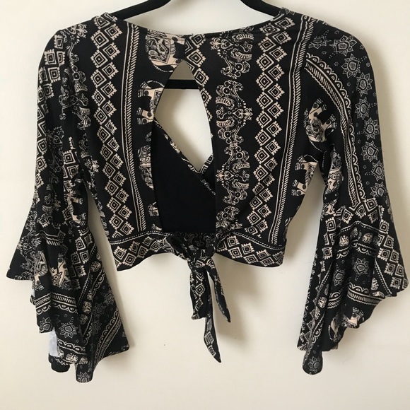 Crop top - Picture 2 of 2